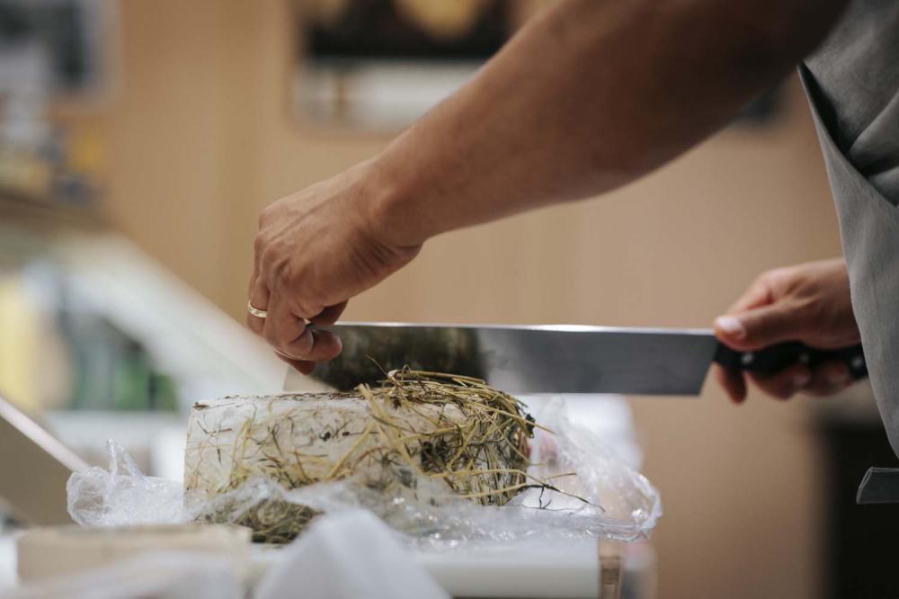 artisan fromager près de Serpaize