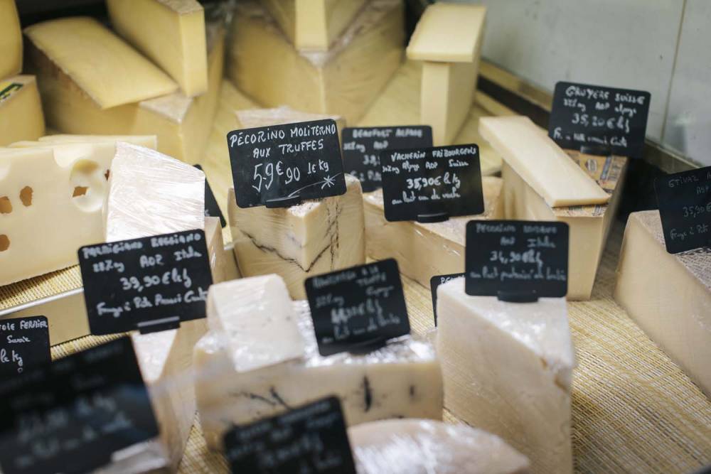 fromages étrangers près de Serpaize